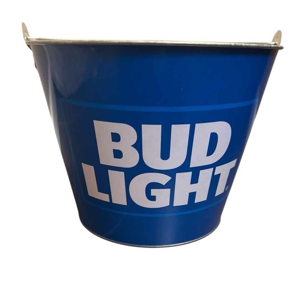 VINTAGE BUD LIGHT Galvanized Ice Bucket Pail Bar Ware Beer Cooler Blue NWOT